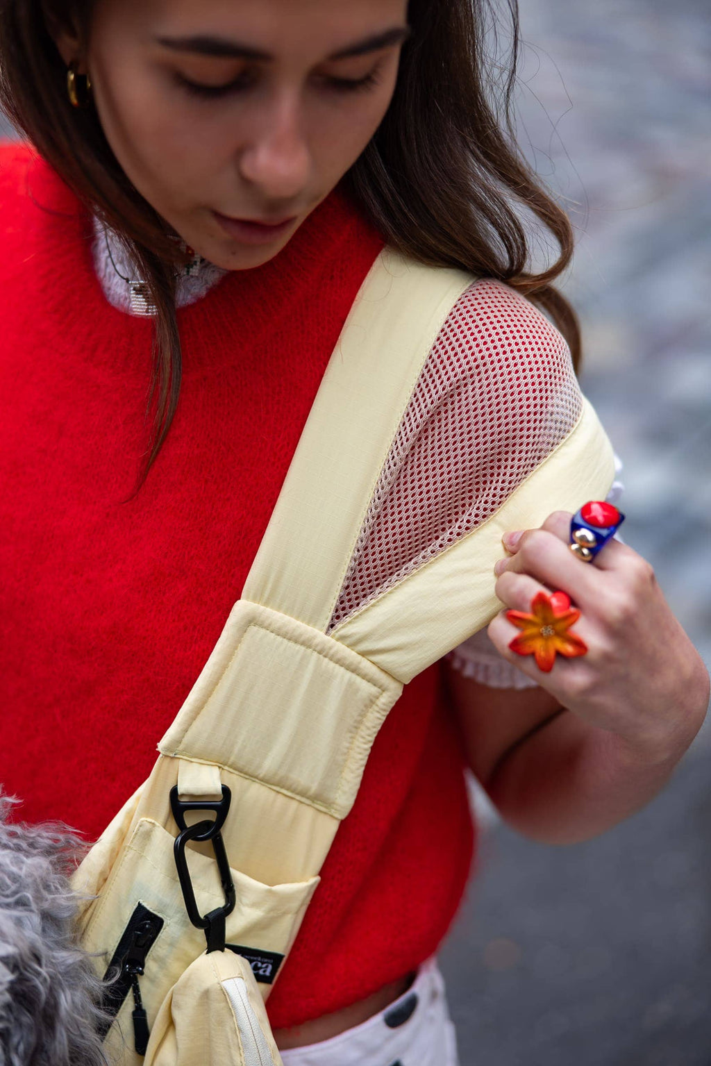 Sac de transport en bandoulière jaune
