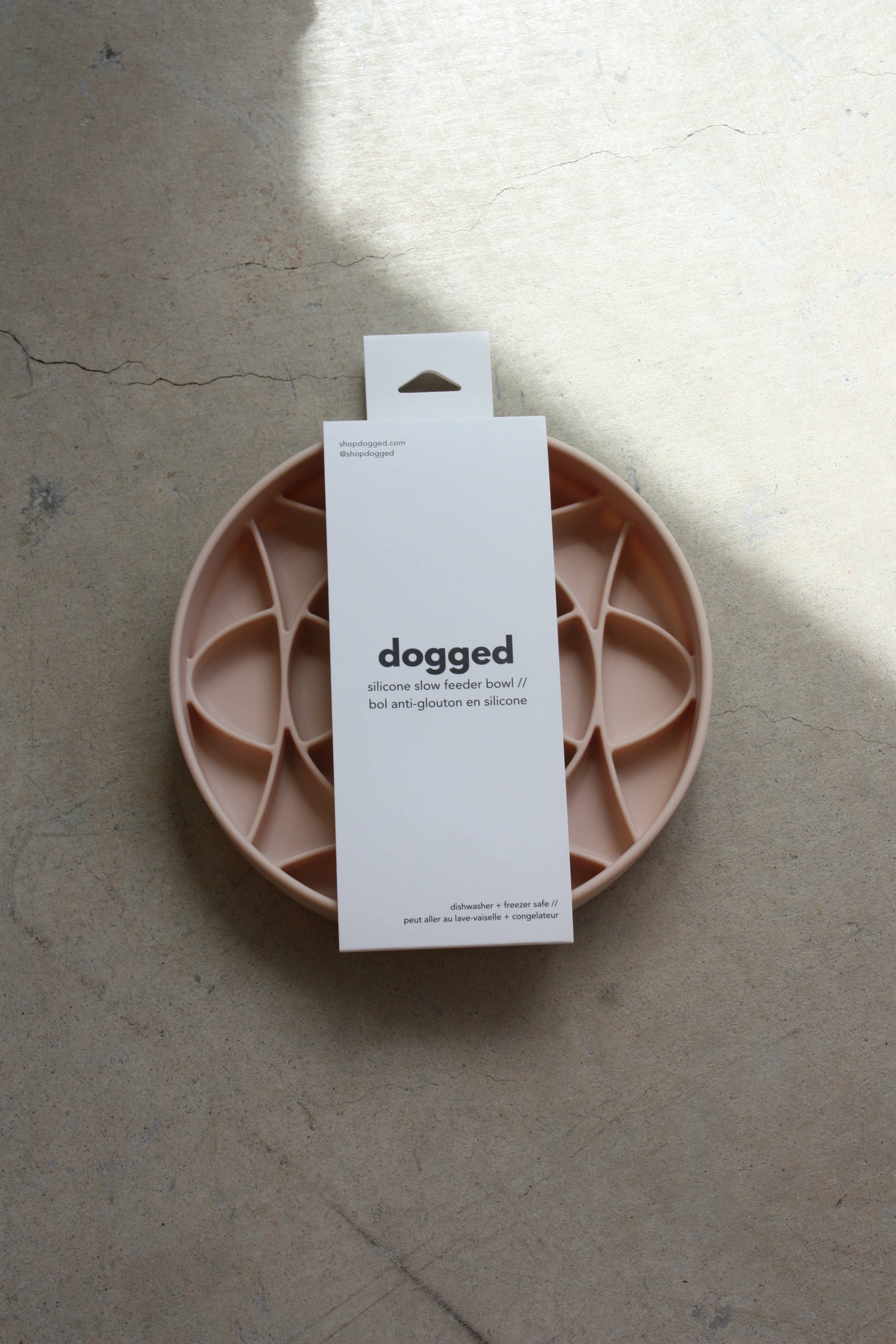 Gamelle anti-glouton silicone Ronde Rose poudré