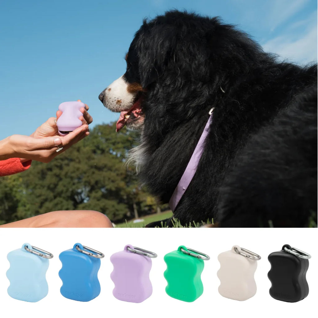 Distributeur de friandises en silicone à presser marron