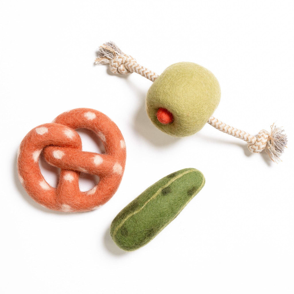 Jouet bretzel doux en feutre