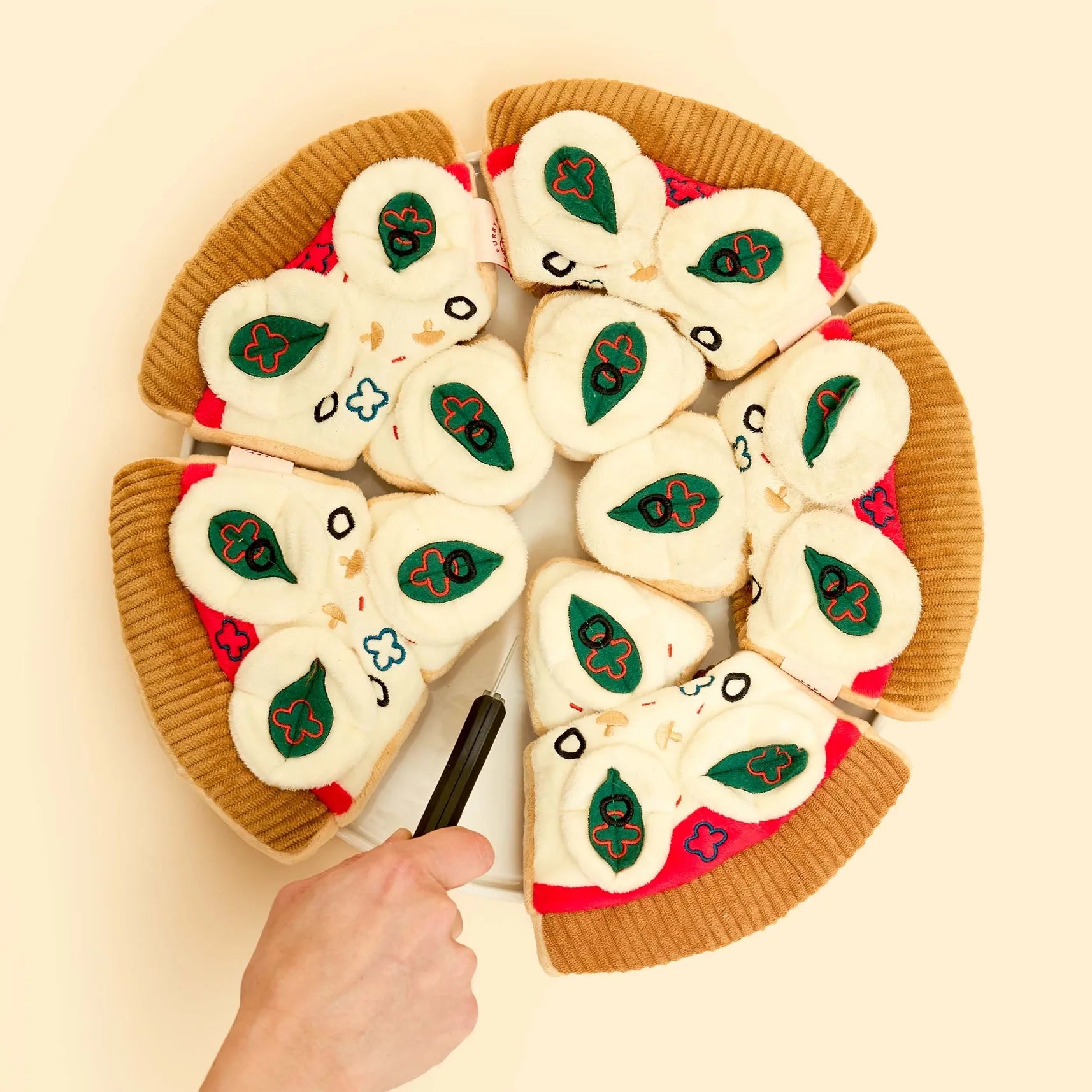 Jouet de fouille pour chien en forme de pizza