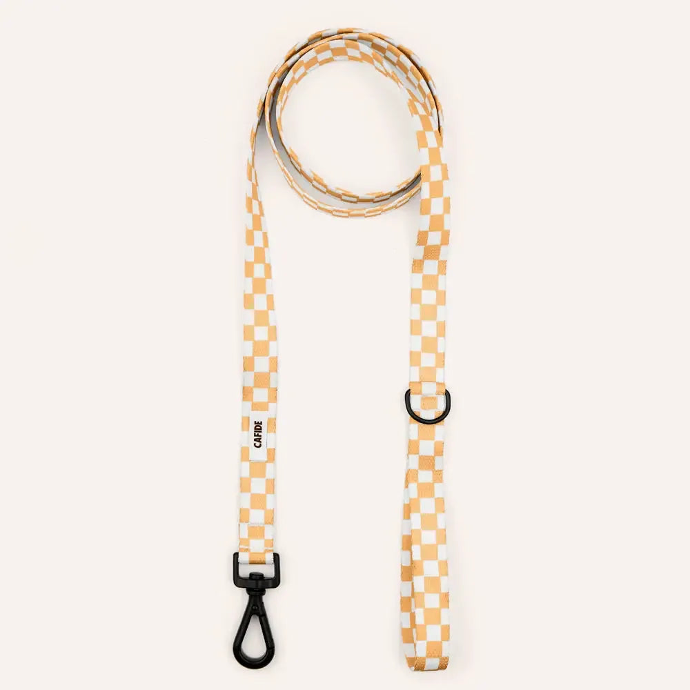 Laisse courte en damier orange