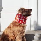 Snood imperméable pour chien fleurs rouges